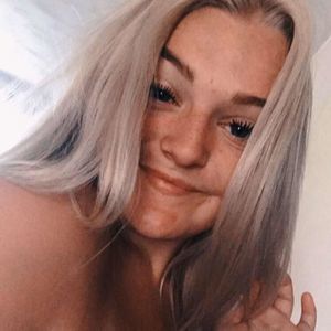 Meet your Posher, Isabella